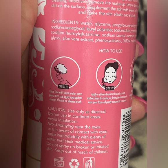 Mocallure Yara Candy Inspired Cleansing Mousse - Picture 3 of 5